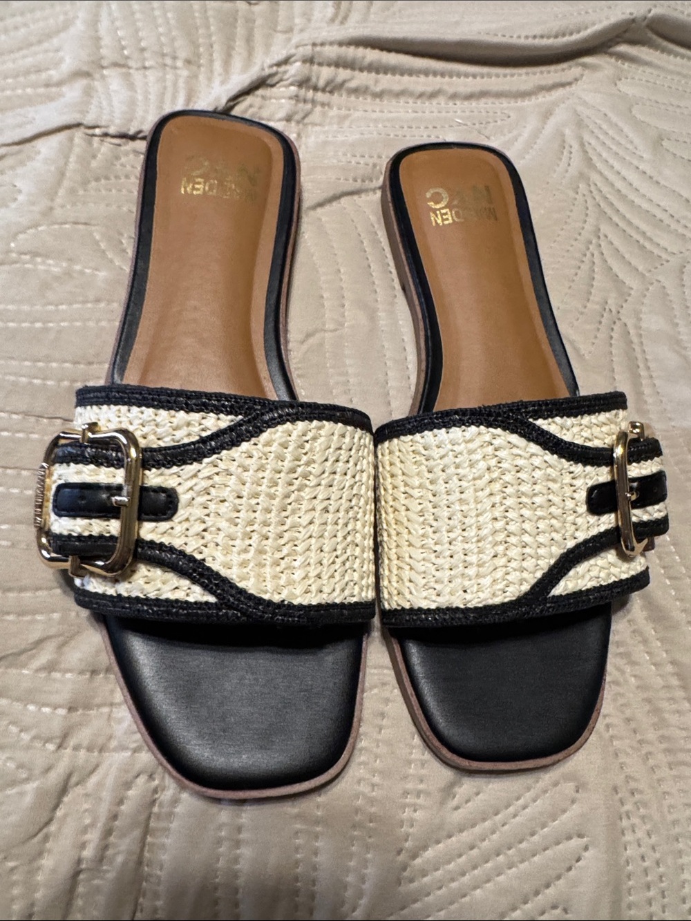 John Madden Woven Buckle Slide Sandals - Black and Natural Sz 10